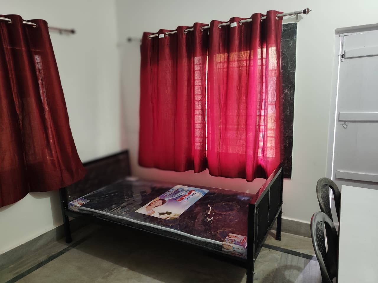 Deluxe Room 1